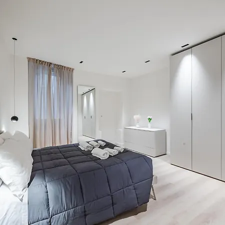 Appartement Arnaldo Apt Luxury E Design In Duomo Brescia